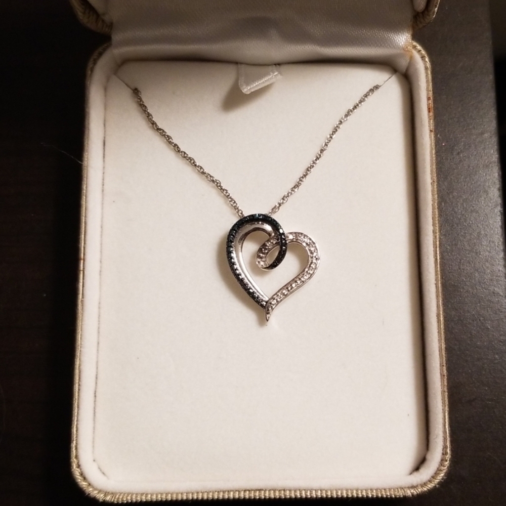 Goodman Jewelers Heart Shaped Pendant